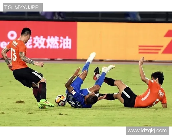 重温经典对决CCTV5回放恒大与苏宁决赛精彩瞬间分析