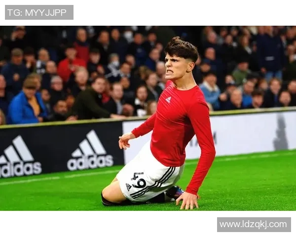 对脱离曼联的方法有惋惜吗？加纳乔：不惋惜，也不伤心